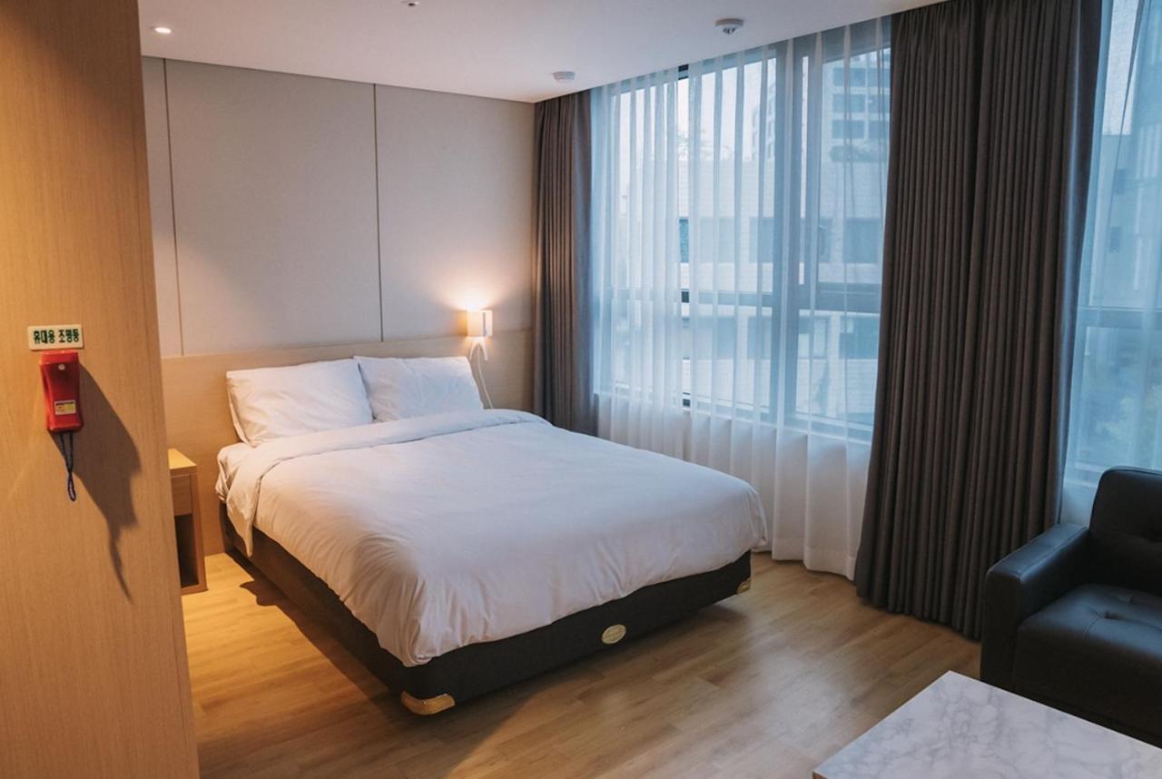 Hotel Zinc Seogwipo Esterno foto