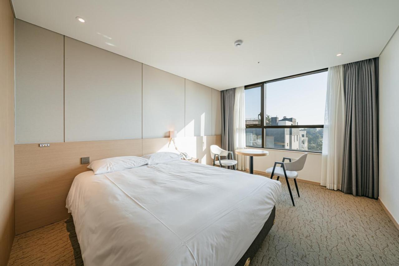 Hotel Zinc Seogwipo Esterno foto