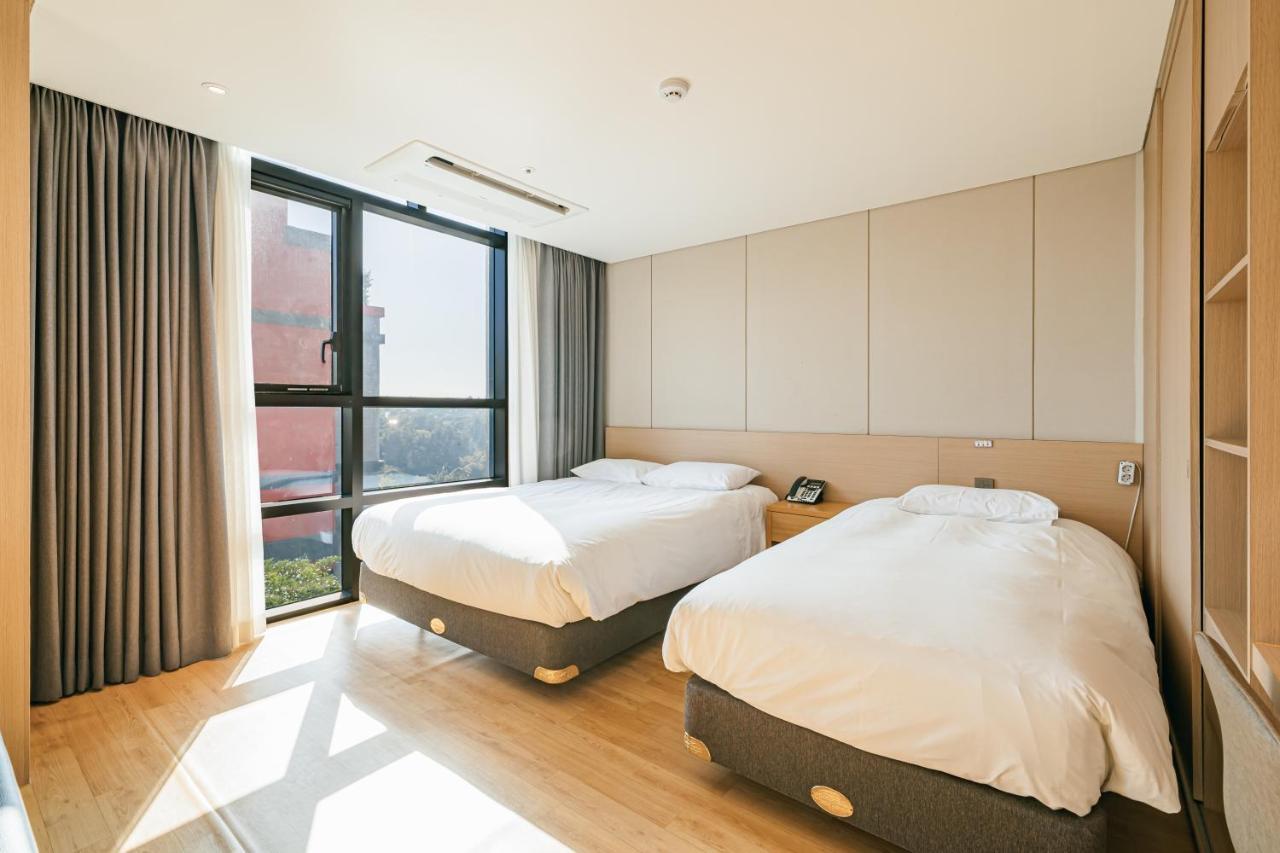 Hotel Zinc Seogwipo Esterno foto
